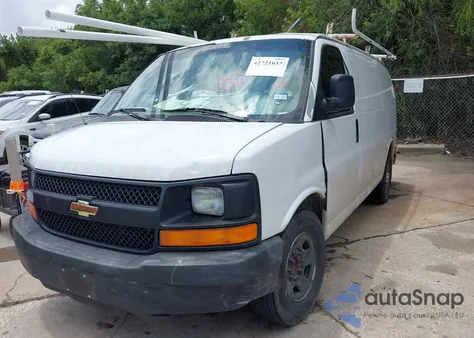 2010 Chevrolet Express 2500 Work Van z USA, uszkodzony, nr VIN 1GCZGFDA1A1107711